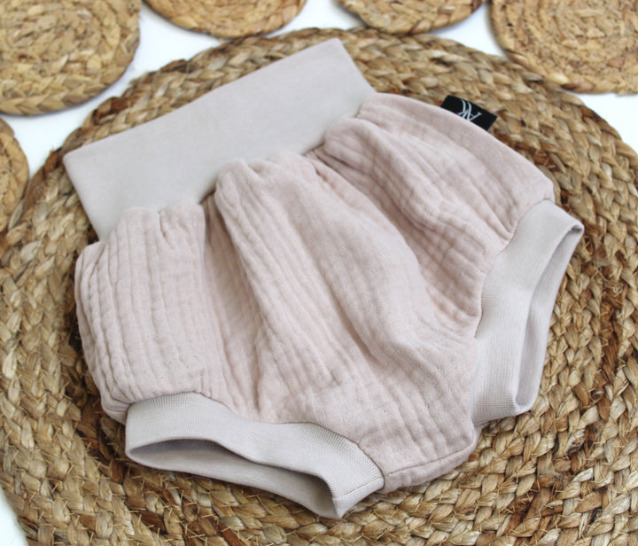 Muslin Pump shorts - Beige 0 - 1 Year