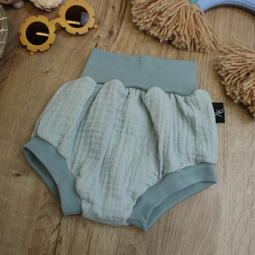 Muslin Pump shorts - Sea Green 0 - 1 Year