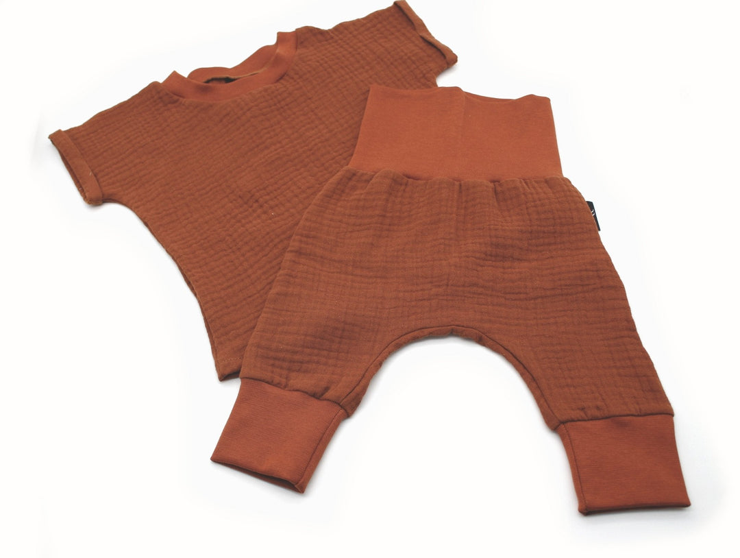 Muslin T-shirt and Baggy Pants Set - Cognac 0 - 1 Year - AnnaKarinna